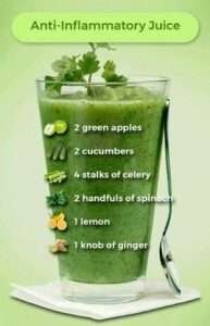 Green Detox Juice With Kale, Cucumber, And Apple